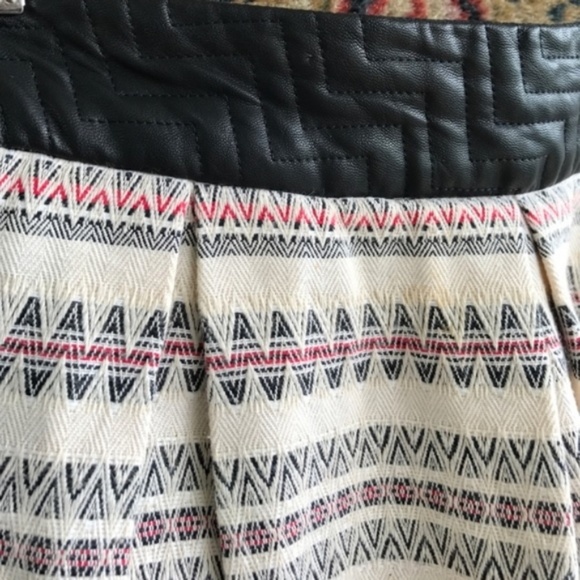 Zara Tapestry Mini Skirt with Jacquard Waistband - Picture 6 of 6